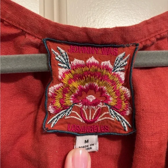 Johnny Was Floral Embroidered Top - Picture 4 of 4